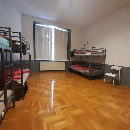 B3 Hostel Будапешт Экстерьер фото